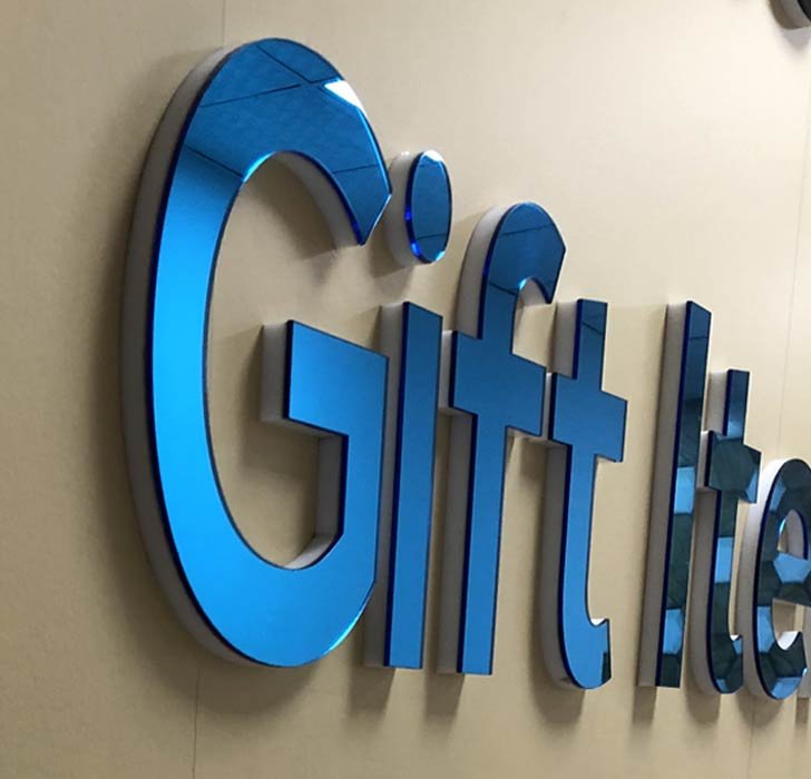 acrylic letters Dubai