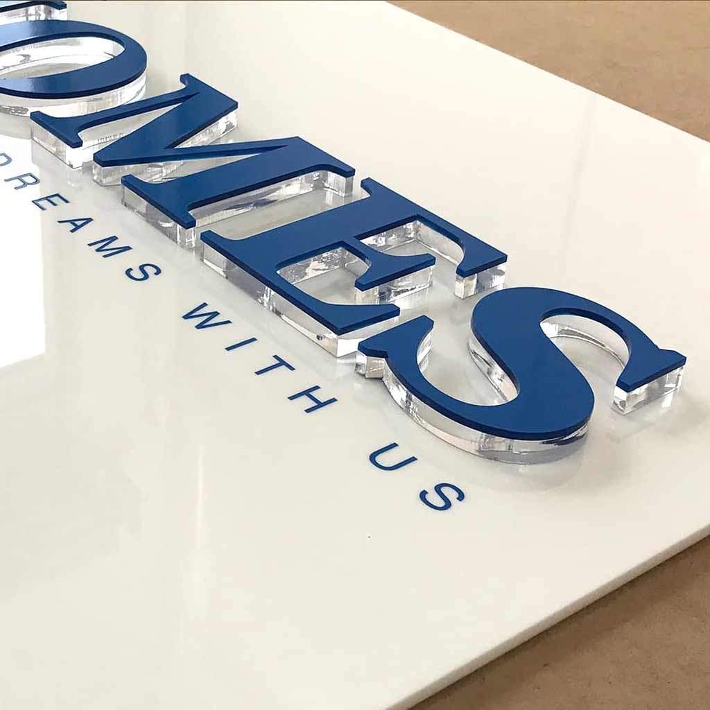 acrylic letters dubai